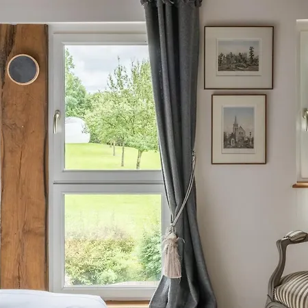 Domaine Le Coq Enchante 3* Cambremer