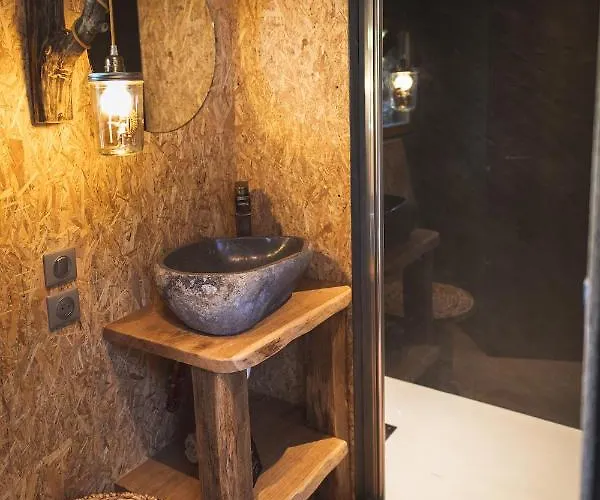 D'hotes - Domaine Le Coq Enchante Penzion