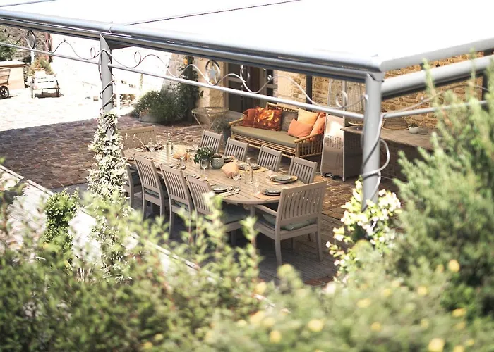 Penzion D'hotes - Domaine Le Coq Enchante 3*